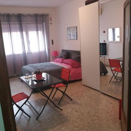 Apartament Silvy Trastevere Roma Esterno foto